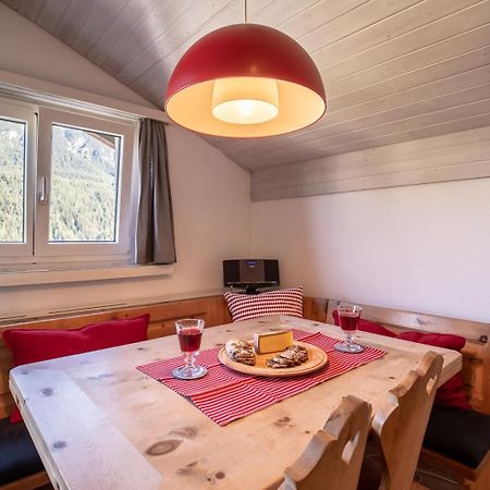 Chasa Gernet Buorcha Lägenhet Scuol Exteriör bild