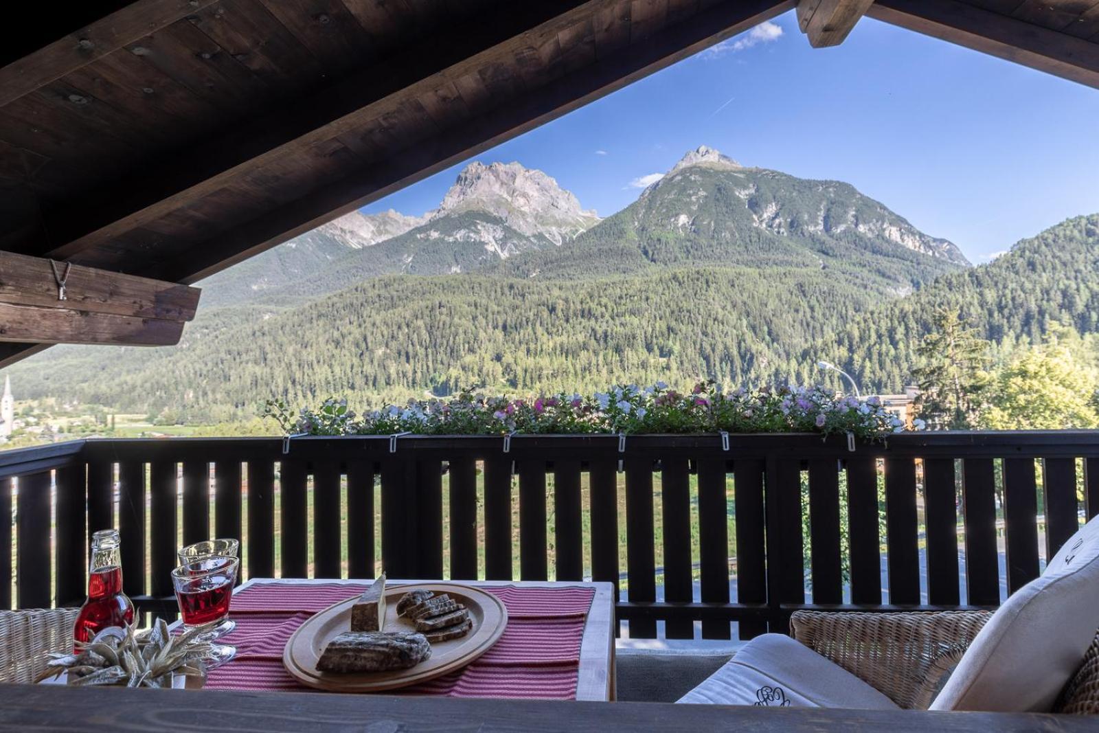 Chasa Gernet Buorcha Lägenhet Scuol Exteriör bild